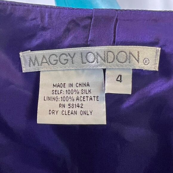 Vintage Maggy London 100% Silk Cowl Neck Purple Sheath Dress (Size 4) party work - Picture 6 of 6